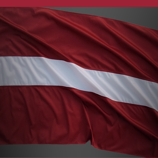 Latvijas karogi